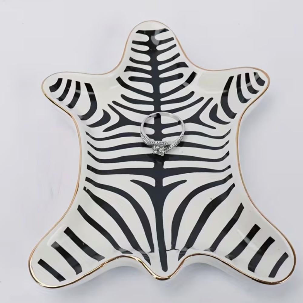 NEW 🦓 Zebra Ceramic Trinket Dish – Gold Rim Jewelry Catchall